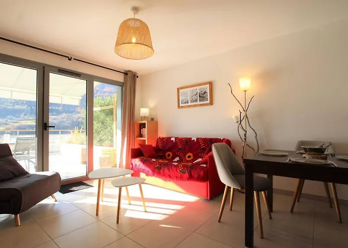 Appartement 3 Etoiles, 42M², Terrasse Ensoleillee, 4 Pers., Briancon - Fr-1-330C-115
